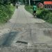 Hanya Terpasang Plat Besi, Jembatan Menuju Pusat Pemerintahan Kecamatan Sukaresmi Mengkhawatirkan