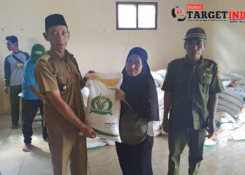 Difasilitasi Pemdes Tanjungjaya, Penyaluran Bantuan Pangan Beras diterima 775 KPM