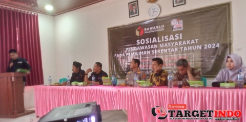 Plt Camat dan Forkompimcam Hadiri Sosialisasi Pengawasan Pilkada Yang Digelar Panwaslu Sukaresmi