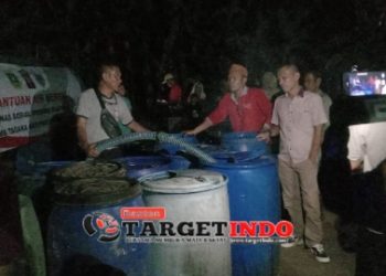 Kembali Salurkan Air Bersih, Tagana Pandeglang dan KSB Sukaresmi Sambangi Warga Desa Weru
