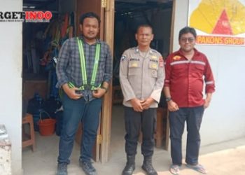 Sambangi PT Pakons Group Kanit Binmas Polsek Cibadak Laksanakan Patroli