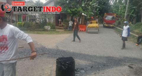 Rampungkan Jalan Poros Desa Kampung Kuluwut Barat, Bukti Nyata Konsisten Pemdes Harapan Karya dalam Pembangunan