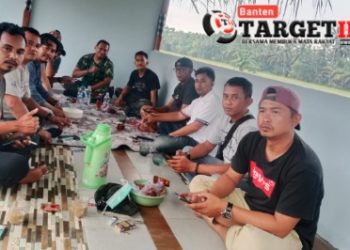 Ngopi Bareng TNI, Koramil 0117/Panimbang Ajak Wartawan Perkuat Sinergi