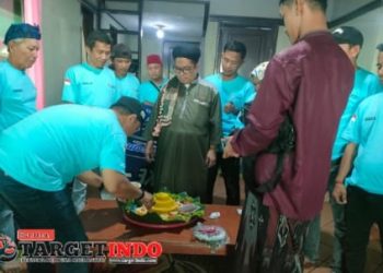 KH Aby Muluk Pimpin Dzikir Akbar Dalam Peringatan HUT Media Penaindonews.com Dan Media Penabanten.com