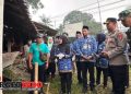Dampingi Bupati Pandeglang, Plt Kepala DPKP Bersama Forkopimda Periksa Hewan Kurban di Karangtanjung