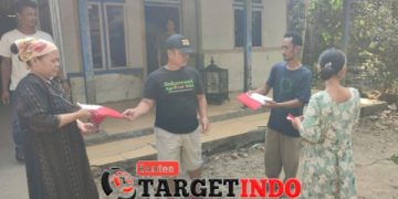 Diapresiasi Karang Taruna Kecamatan, Kades Sukaresmi Ajak Warga Desanya Mengibarkan Bendera Merah Putih